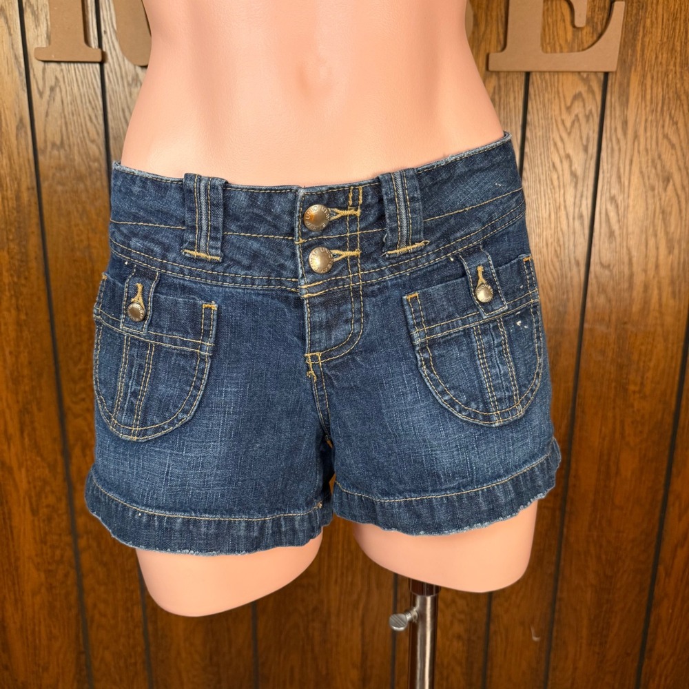 Blue Y2K Grunge McBling Denim Shorts Unionbay Womens 3 Low Rise Indie Sleaze